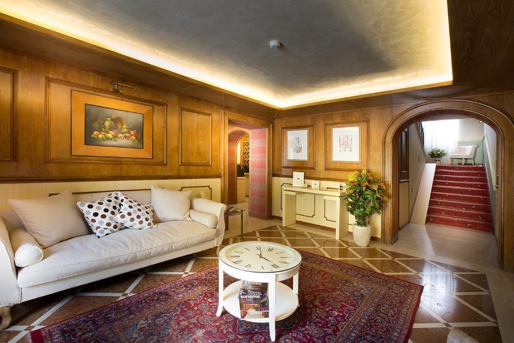 Hotel Camerlengo Corridonia Dış mekan fotoğraf